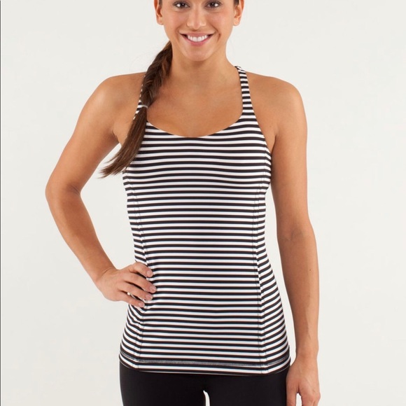 lululemon athletica Tops - Lululemon free to be tank